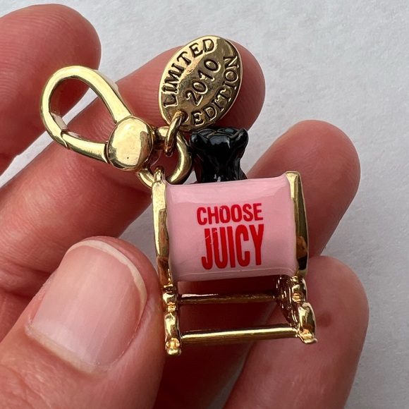 Juicy Couture Dog Sleigh Charm Limited Edition Yorkie Christmas presents puppy - Picture 4 of 10